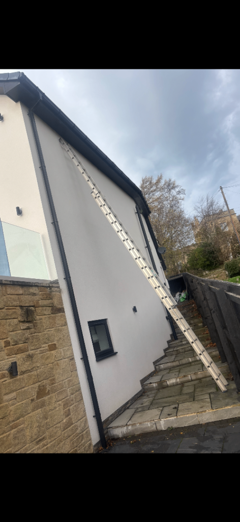 Heavy duty double ladders 