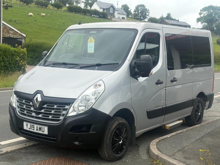 2019 Renault Master SL28dCi 110 Business CAMPER/MINIBUS/WHEELCHAIR ACCESSIBLE WAV MPV Diesel Manual
