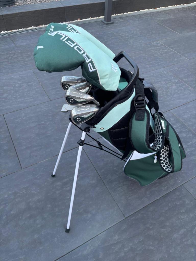 Ladies Wilson 9 Golf Package Set