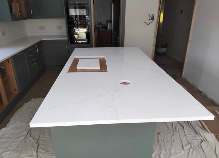 Quartz Kitchen Worktops – Supply & Fit – Manchester 