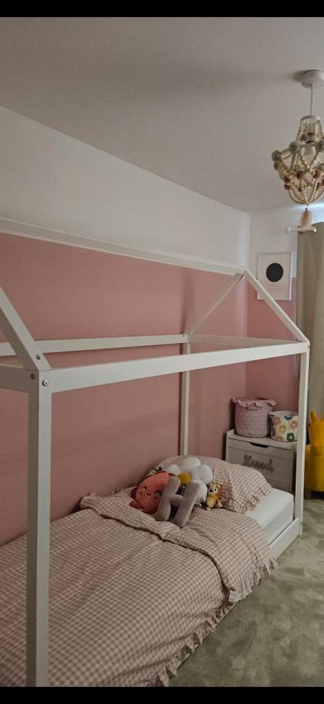 Kids single bed