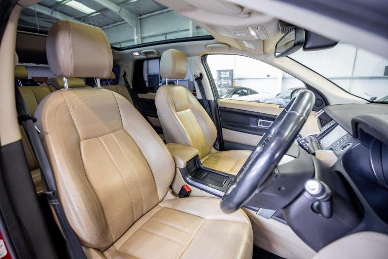 2016 Land Rover Discovery Sport 2.0 TD4 HSE 5dr [5 Seat] ESTATE DIESEL Manual