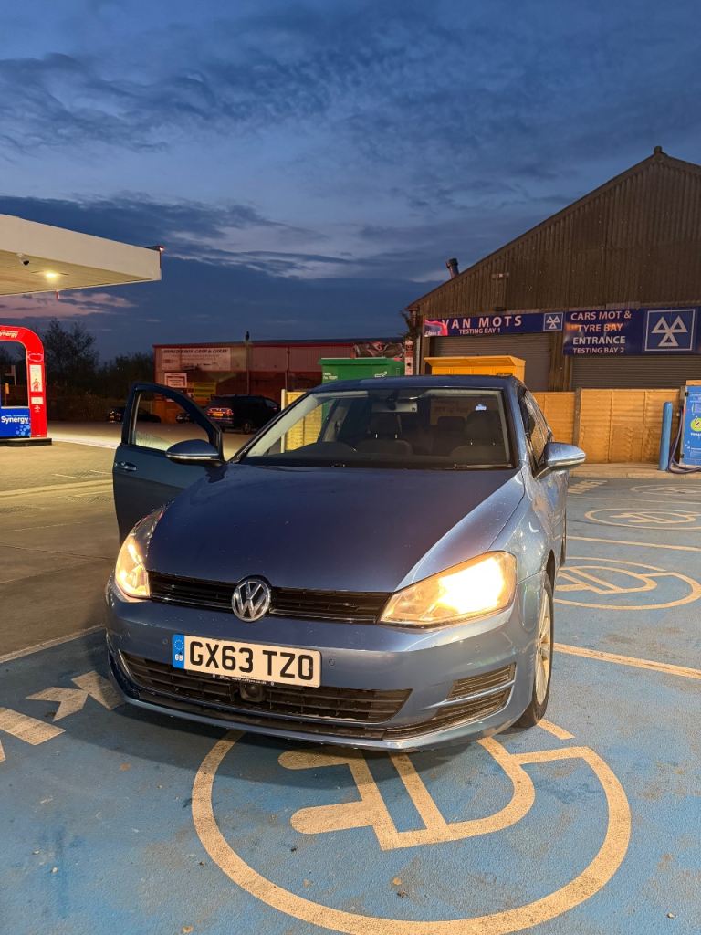 Volkswagen, GOLF, Hatchback, 2013, Manual, 1598 (cc), 5 doors