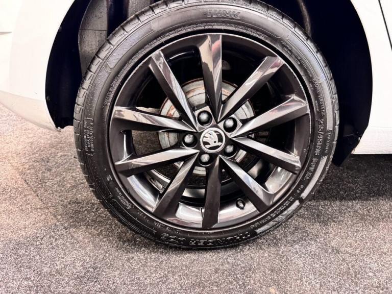 2019 Skoda Fabia 1.0 COLOUR EDITION FIVE DOOR 60 BHP + PARKING SENSORS Hatchback Petrol Manual