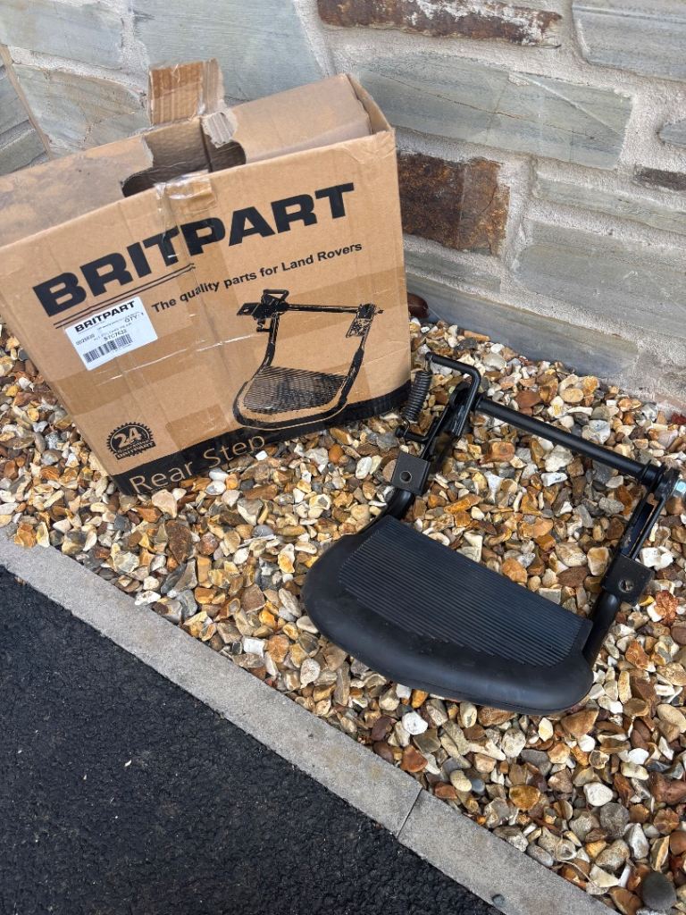 Landrover defender rear fold down step
