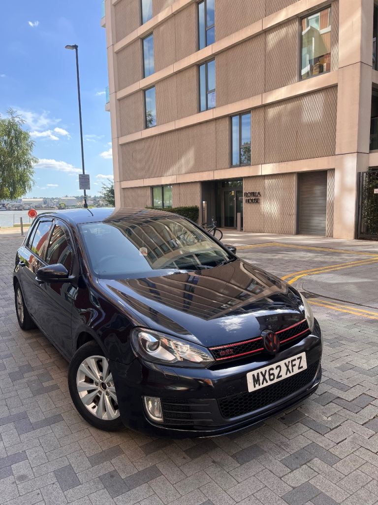 Volkswagen Golf 1.4L Automatic £2999