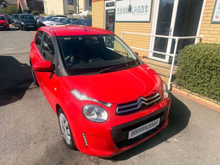 2016 Citroen C1 1.0 Feel Red 5 Door £20 Road Tax Low Insurance Group Bluetooth