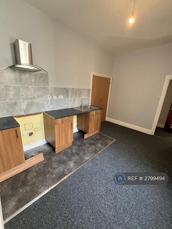 2 bedroom flat in St. Johns Road, St. Leonards-On-Sea, TN37 (2 bed) (#2799494)