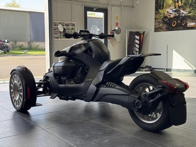 Can-Am Ryker 900 Rally 900 ACE 3-Wheel 