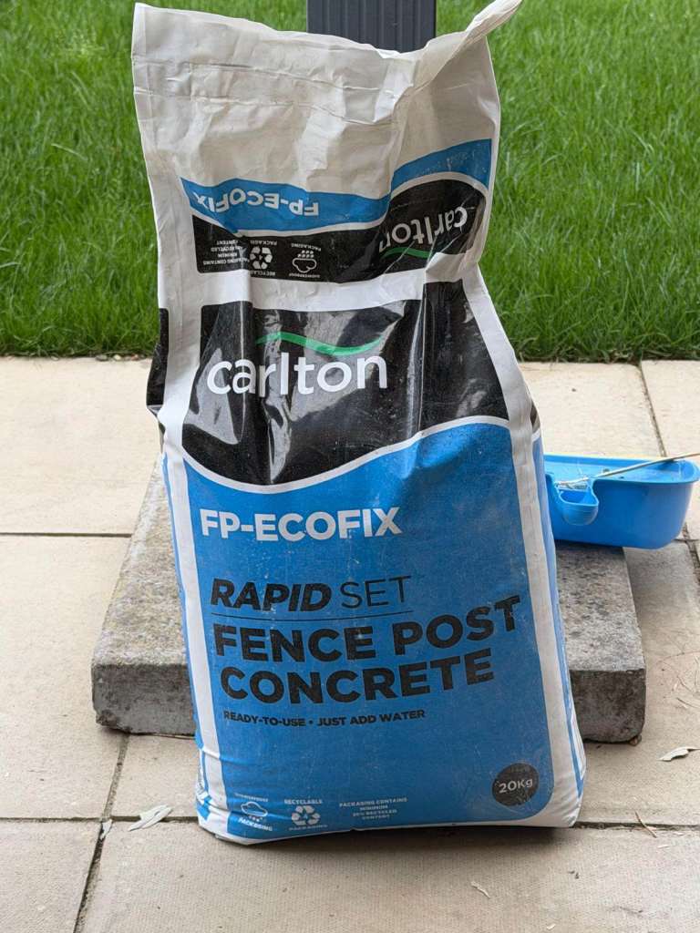 Rapid set fence post concrete - 20kg - sealed