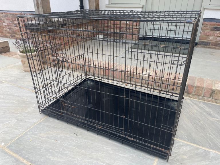 XL Dog Crate and mattress 