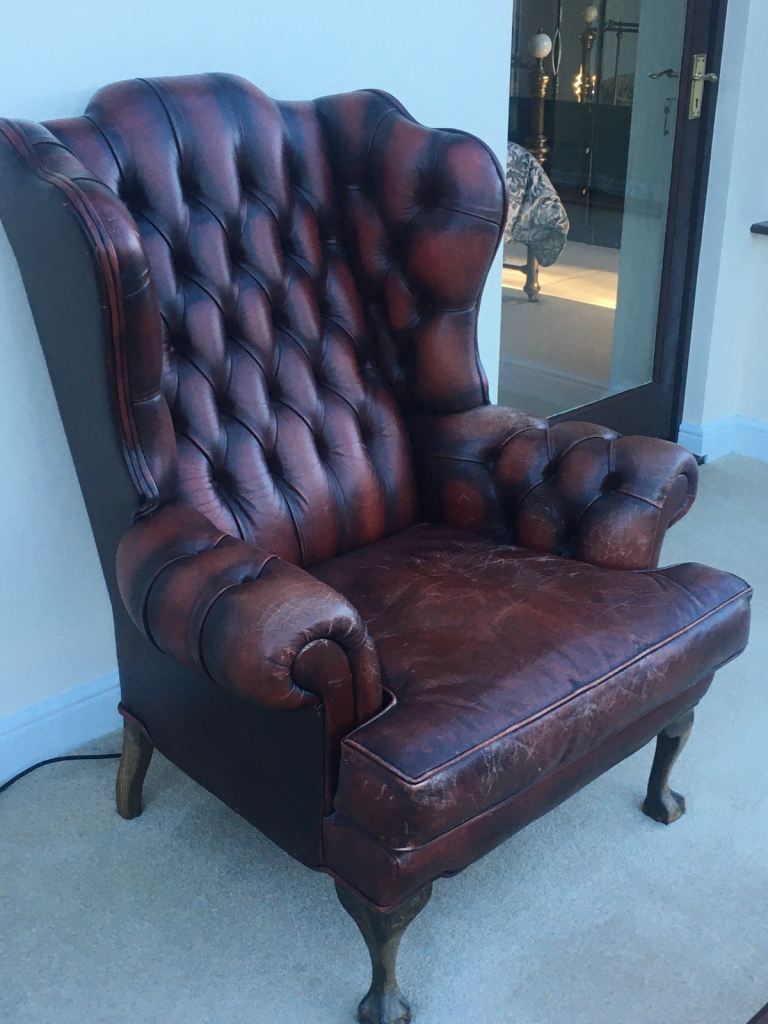 Chesterfield Wing Back Suite 
