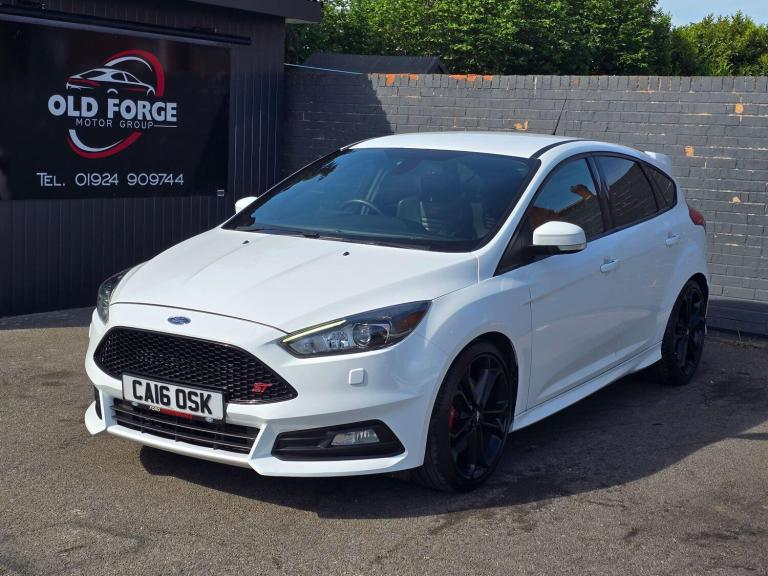  Ford Focus 2.0T EcoBoost ST-3 Euro 6 (s/s) 5dr Petrol Manual
