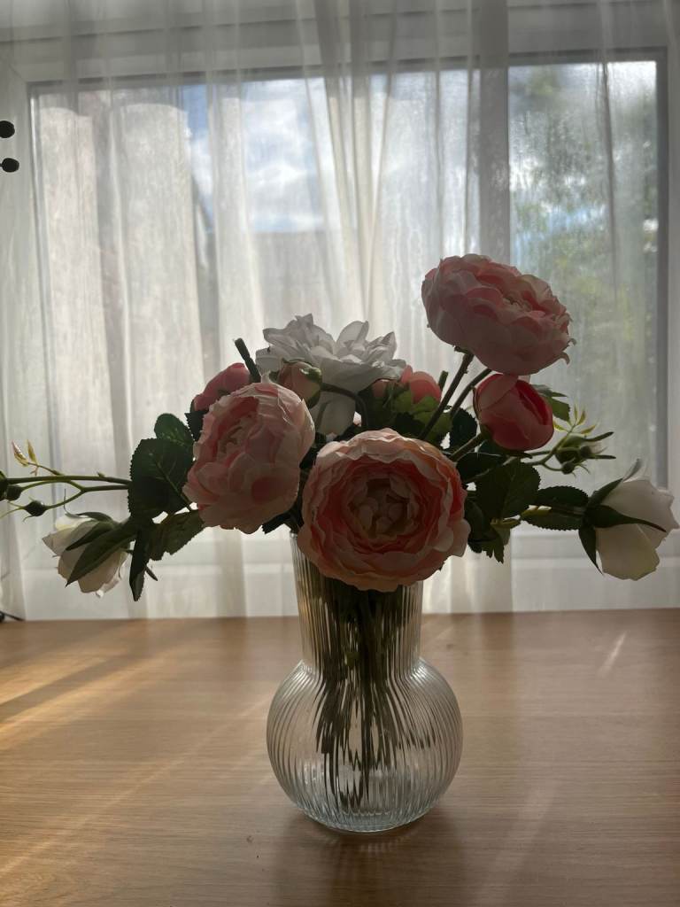 Artificial Pink Roses Bouquet + Glass Vase – £10 (Half Price Sale!)
