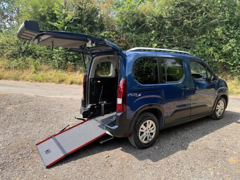Peugeot Rifter 1.5 BlueHDi 100 Allure 5dr 3 SEAT WHEELCHAIR ACCESSIBLE VEHICLE
