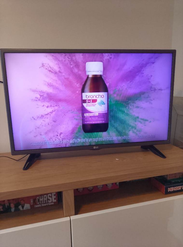 LG 32" Flat screen TV (Not a smart TV)