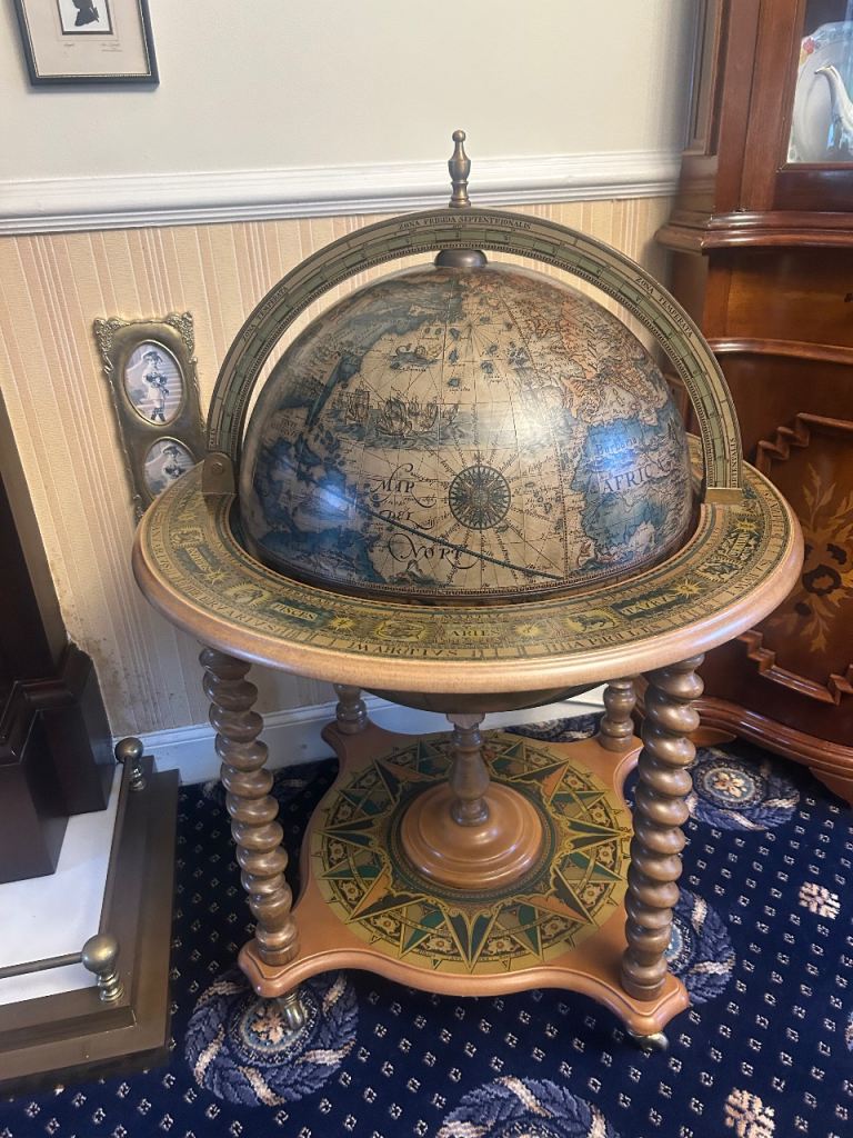 Vintage Globe Bar