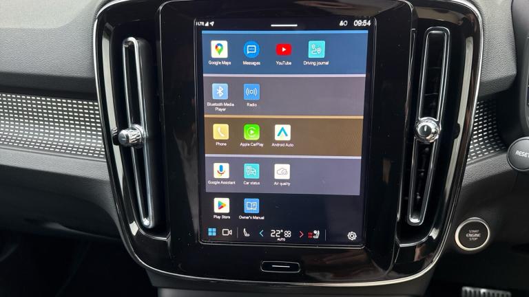 2025 Volvo XC40 2.0 B4P Plus Dark 5dr Auto Petrol Estate Estate Petrol Automatic