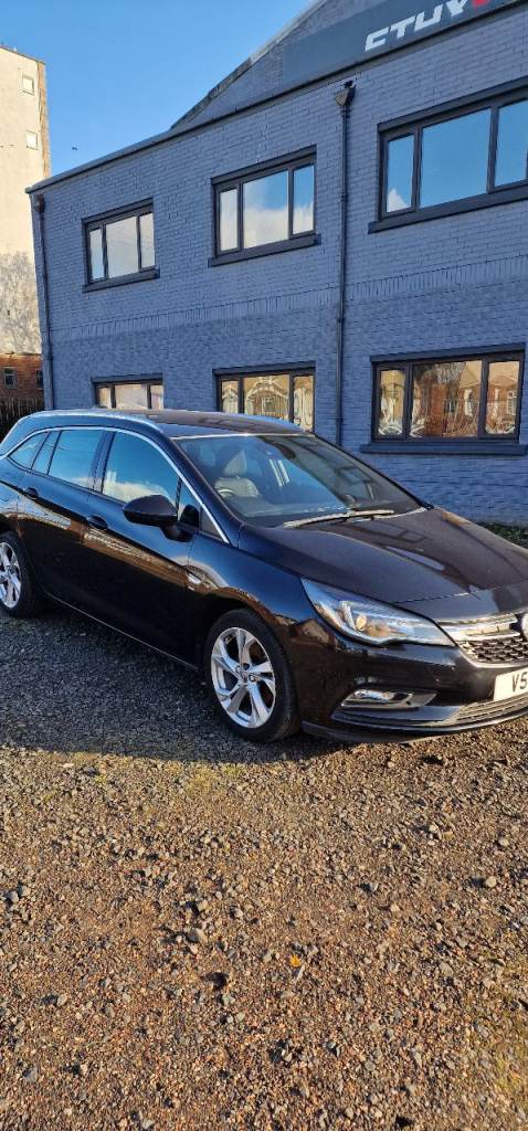 Excellent works car, big boot.