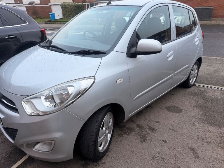 Low mileage Hyundai i10
