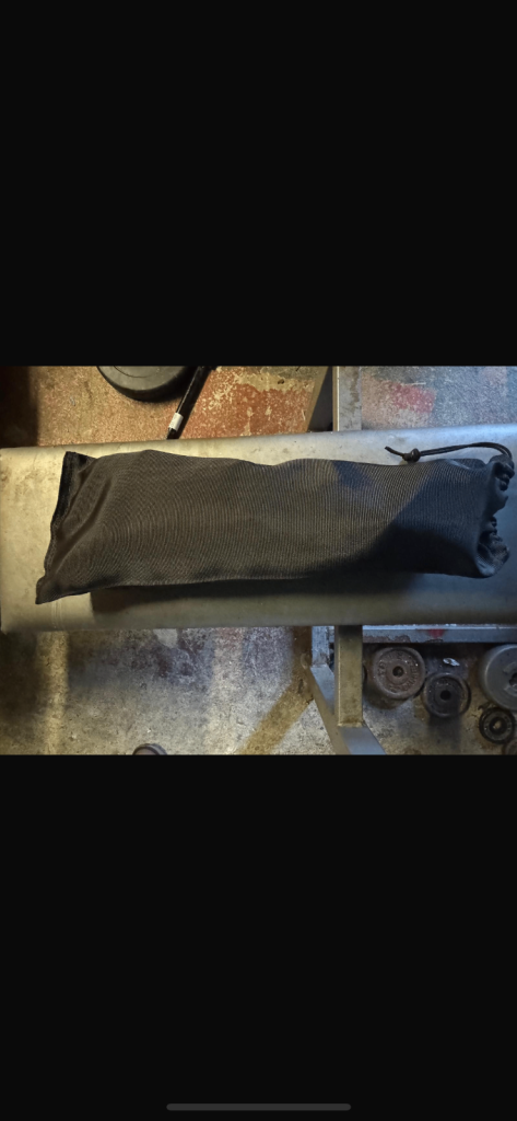 Brand new Volvo  XC40, yr 2021, mesh Dog guard 