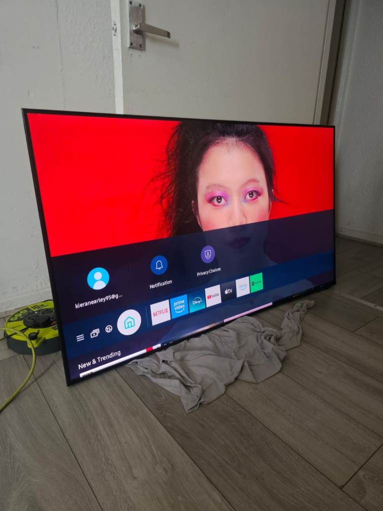 85"SAMSUNG SAMSUNG 4K SMART ULTRA UHD HDR WIFI LED TV 480£