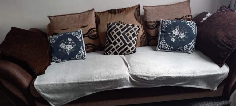 3 seater and round swing sofa