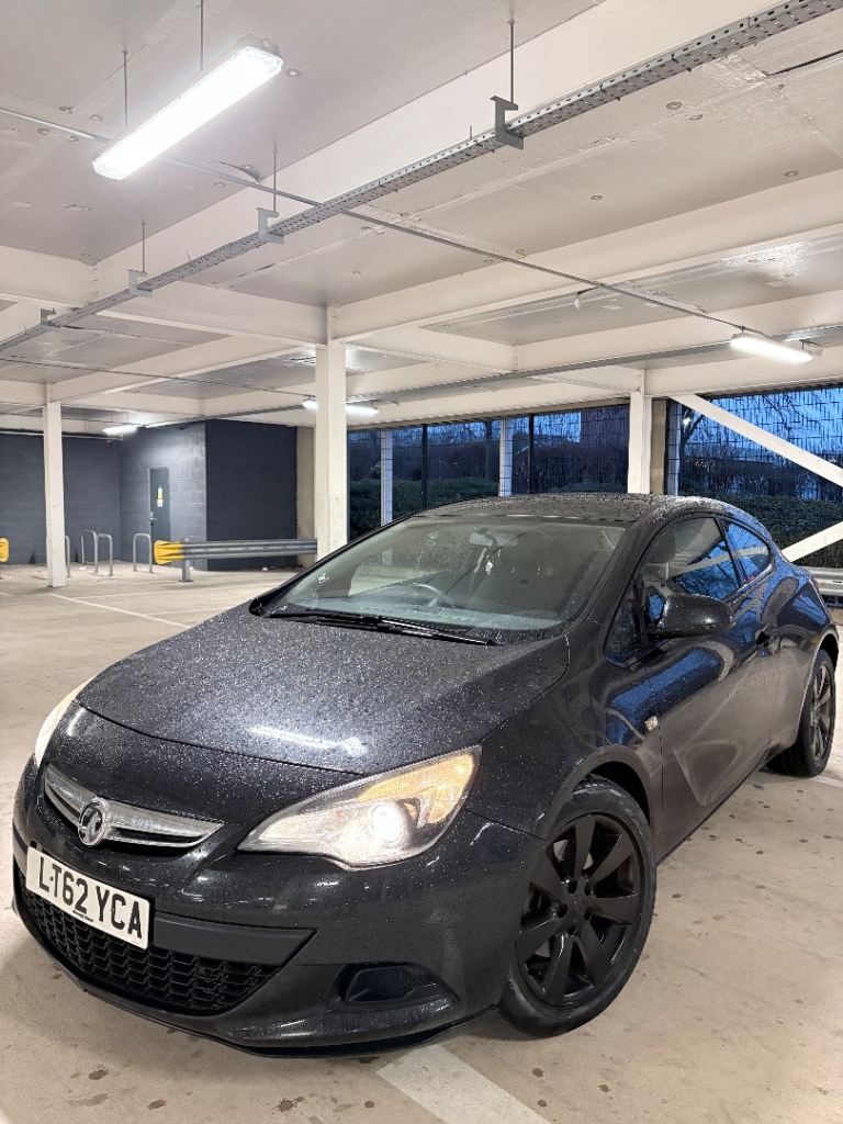 Vauxhall, ASTRA GTC, 1.7CDTI, £35 tax, Hatchback, 2012, Manual, 1686 (cc), 3 doors