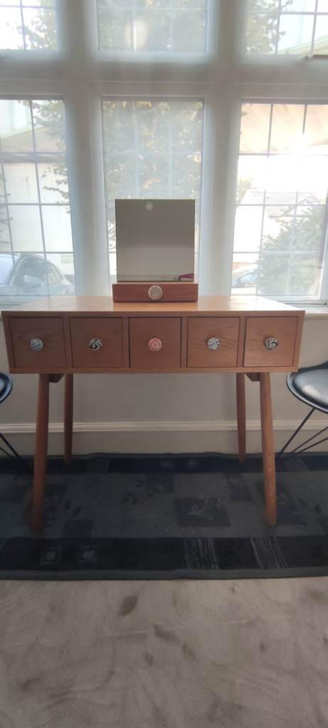 Habitat 5 drawers dressing table with mirror 