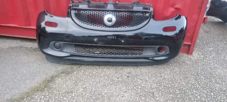 SMART CAR - FORFOUR - FRONT BUMPER - COMPLETE