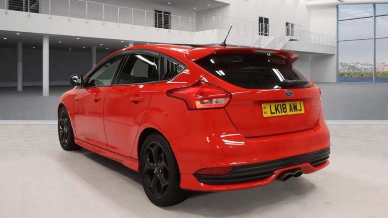 2018 Ford Focus 2.0T EcoBoost ST-3 Navigation 5dr HATCHBACK PETROL Manual
