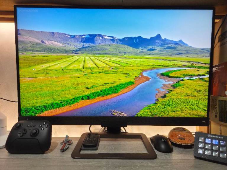 BenQ EW3280U 32 Inch 4K HDRi IPS Monitor