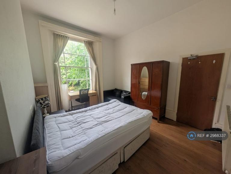 1 bedroom in Kentish Town, London, NW5 (#2988337)