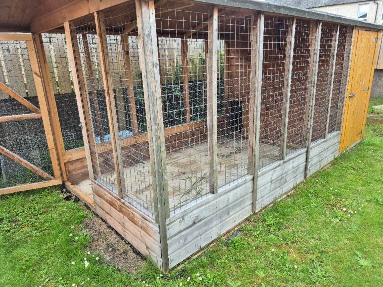 Dog/Rabbit/Chicken Kennel/Coop