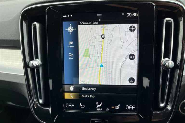 2020 Volvo XC40 2.0 D4 Inscription Pro SUV 5dr Diesel Auto AWD Euro 6 (s/s) (190 ps) SUV Diesel A...