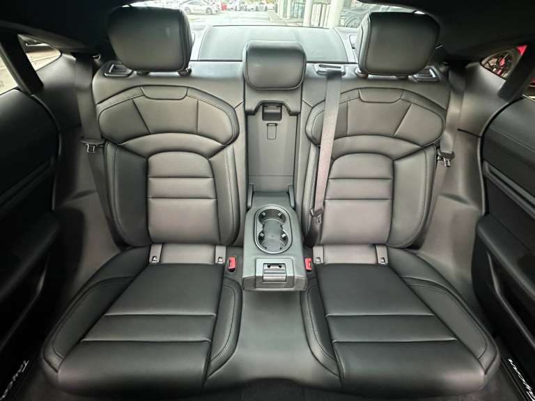 2025 Porsche Taycan 440kW 105kWh 4S Black Edition 4dr Auto Saloon Electric Automatic