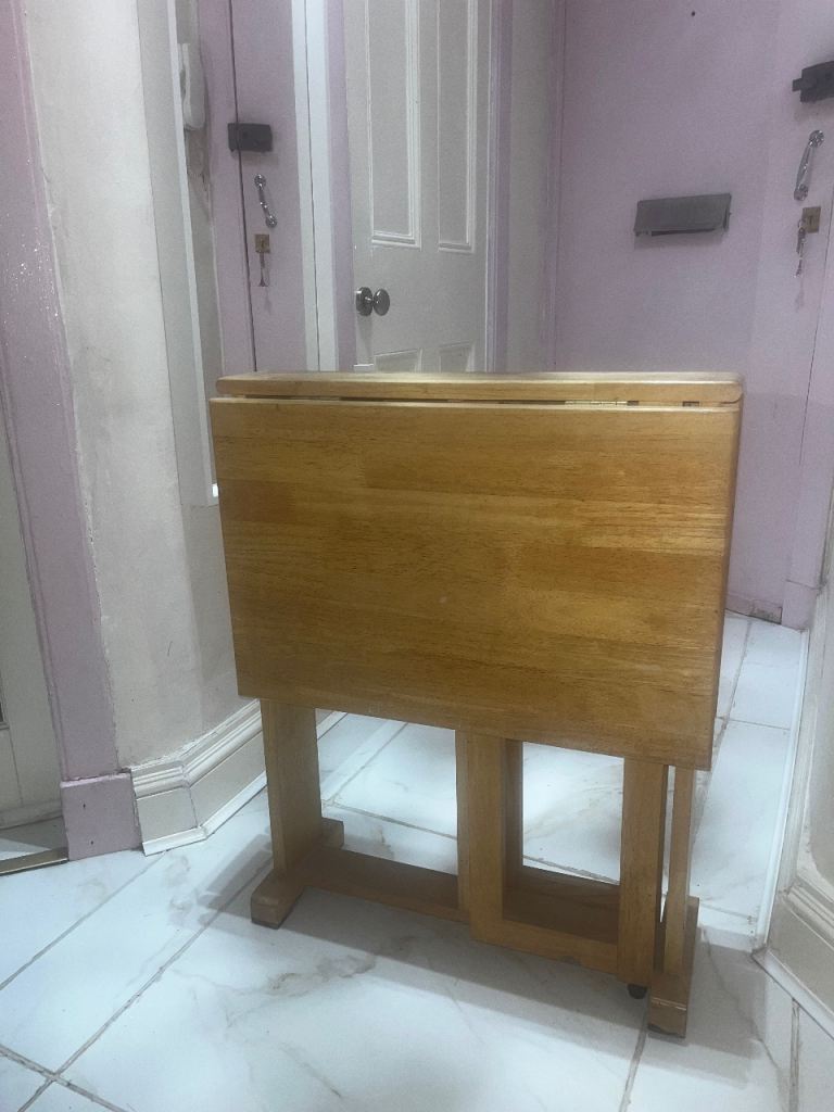 Real wood extendable table