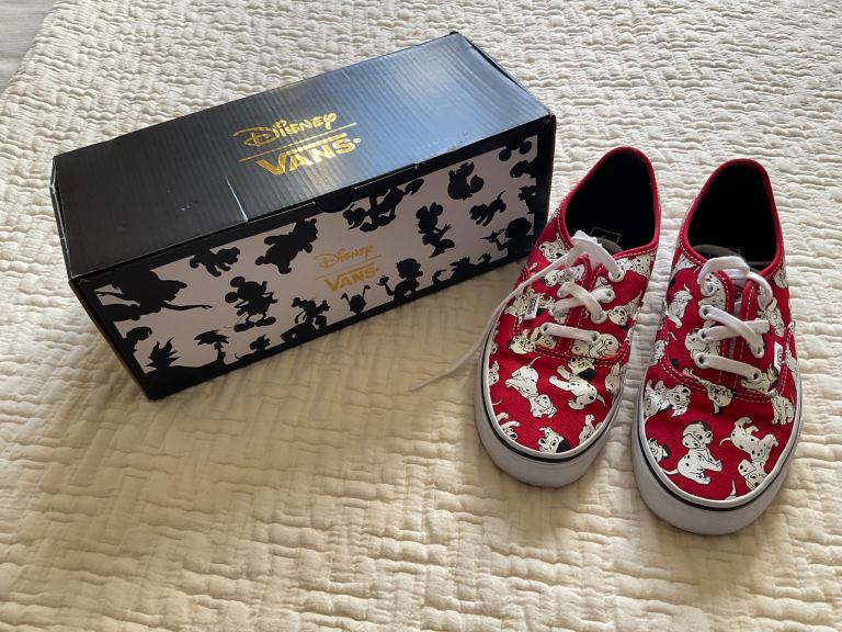 Disney vans 101 Dalmatian’s size 5 ladies 