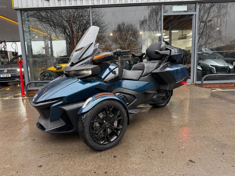 2020 CAN-AM SPYDER RT LIMITED 1330cc 6 speed semi automatic trike