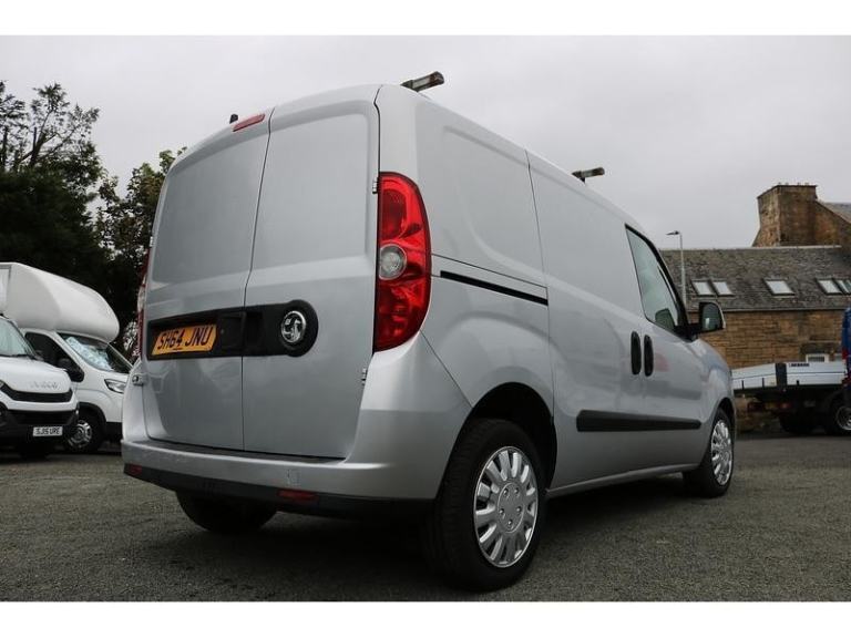 2015 VAUXHALL COMBO SPORTIVE CREWCAB *NO VAT* LOW MILES SUPERB CONDITION partner