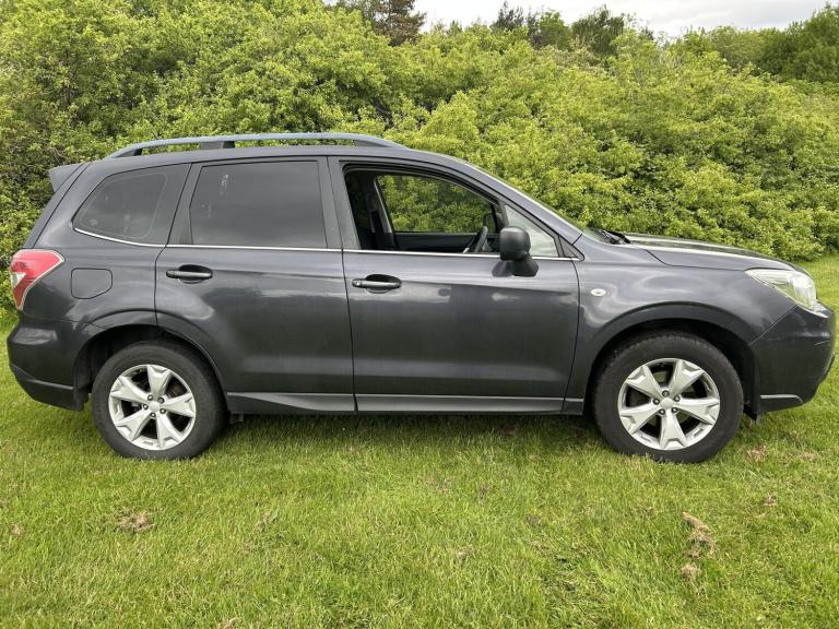 SUBARU FORESTER 2.0 D X Grey Manual Diesel 2014