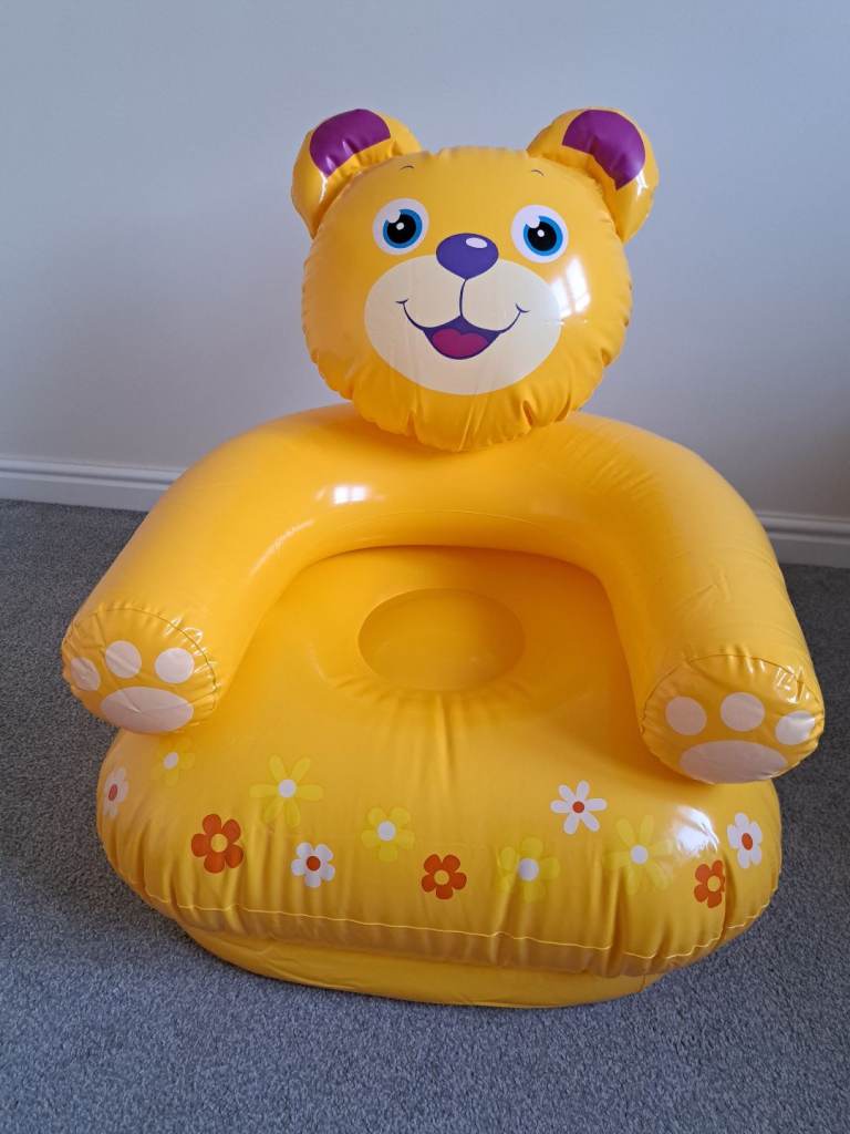 Kids bear chair