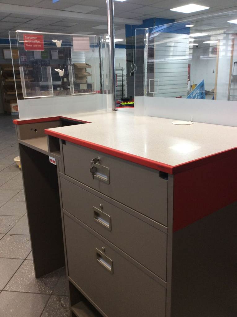 Secure counter unit for retail or office