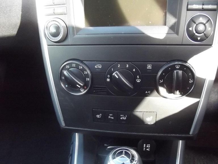 2010 Mercedes-Benz B Class B180 SE 5dr CVT Auto MPV PETROL Automatic