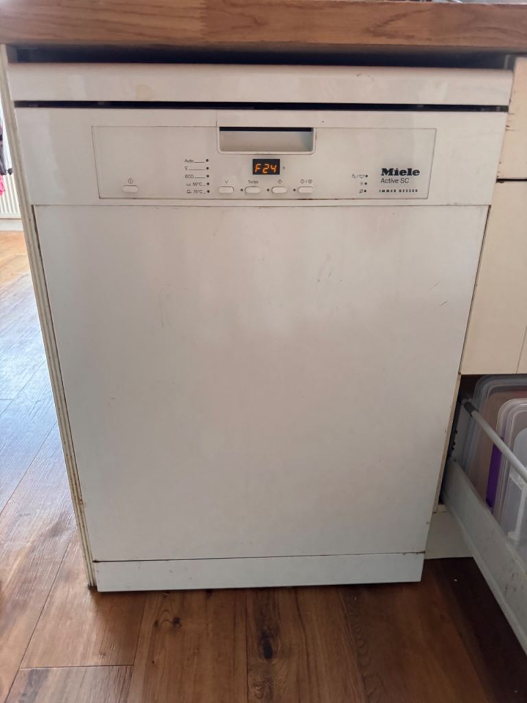 Miele Active SC Dishwasher G 4203 SC FOR PARTS OR REPAIR