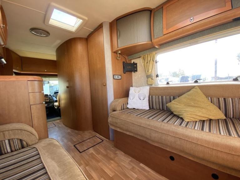 2006 (06) BESSACARR E720 2 BERTH MOTORHOME