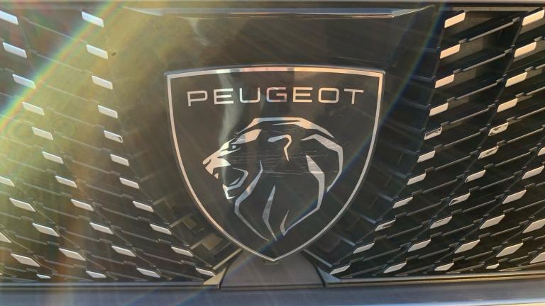 2025 Peugeot 3008 1.2 HYBRID GT SUV 5dr Petrol Hybrid e-DSC6 Euro 6 (s/s) (136 ps) SUV Hybrid Aut...