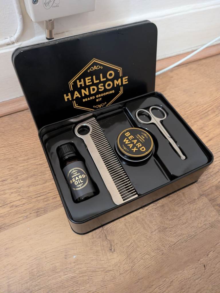 Beard Grooming Kit Gift Set (Unused)