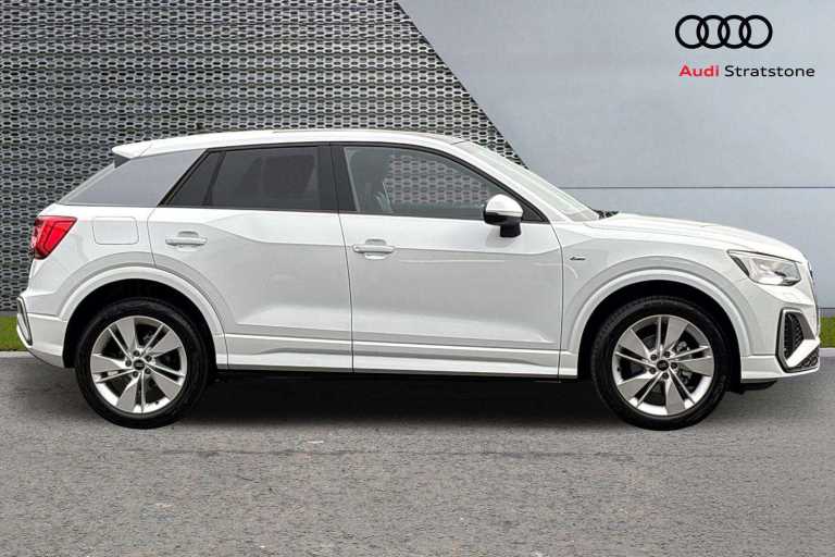 2025 Audi Q2 35 TFSI S Line 5dr ESTATE PETROL Manual