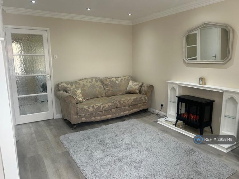 2 bedroom house in Station Court, Hornsea, HU18 (2 bed) (#2958148)